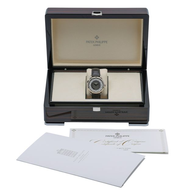 Patek Philippe World Time 5230G-014 Image 5